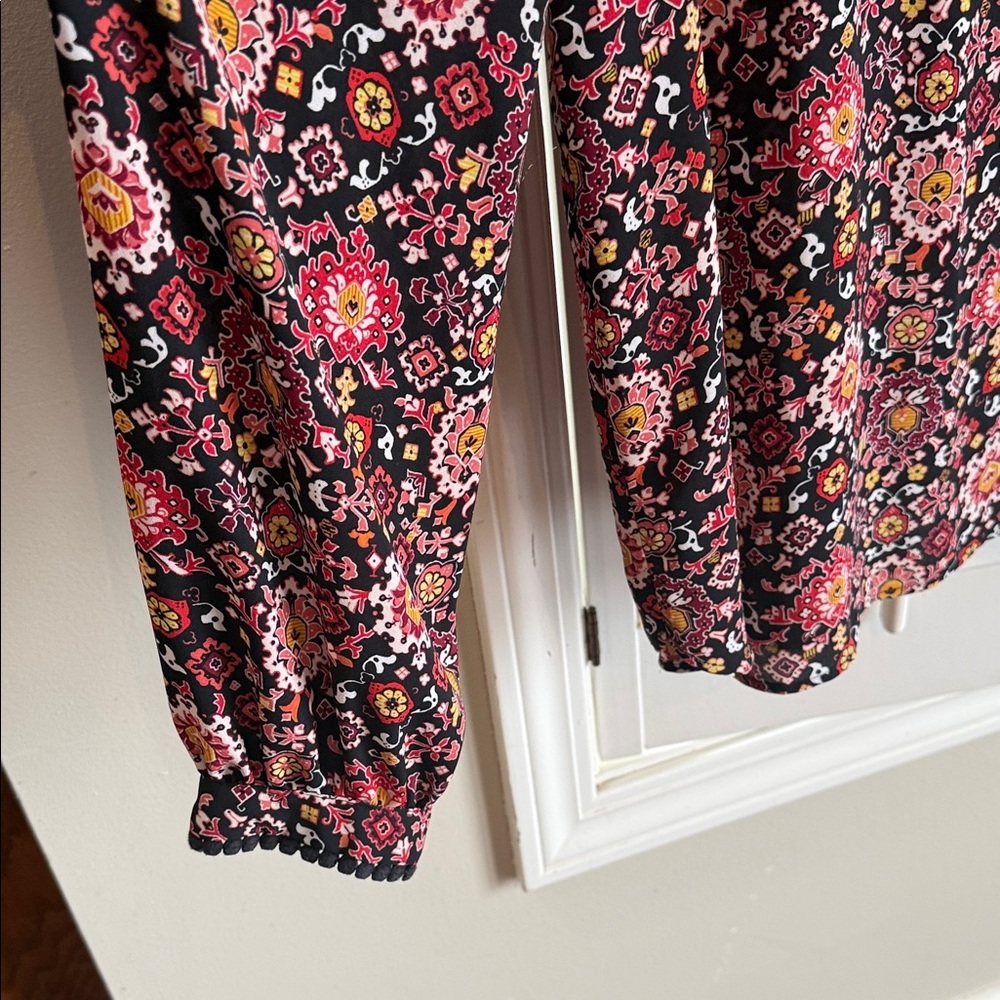 LOFT Multicolor Patterned Top, Size L - Picture 4 of 8